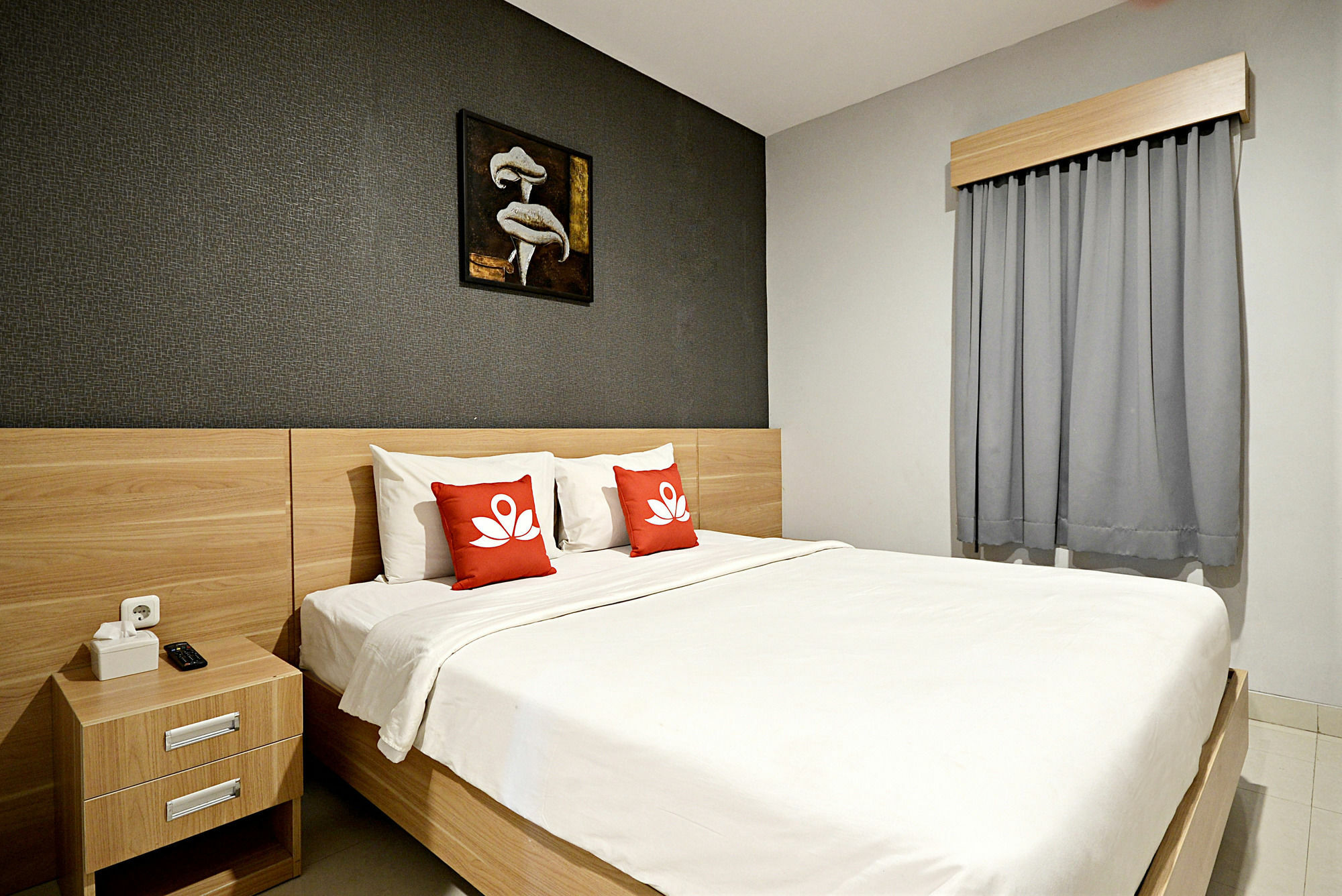Zen Rooms Cipete Safin Inn Cilandak エクステリア 写真