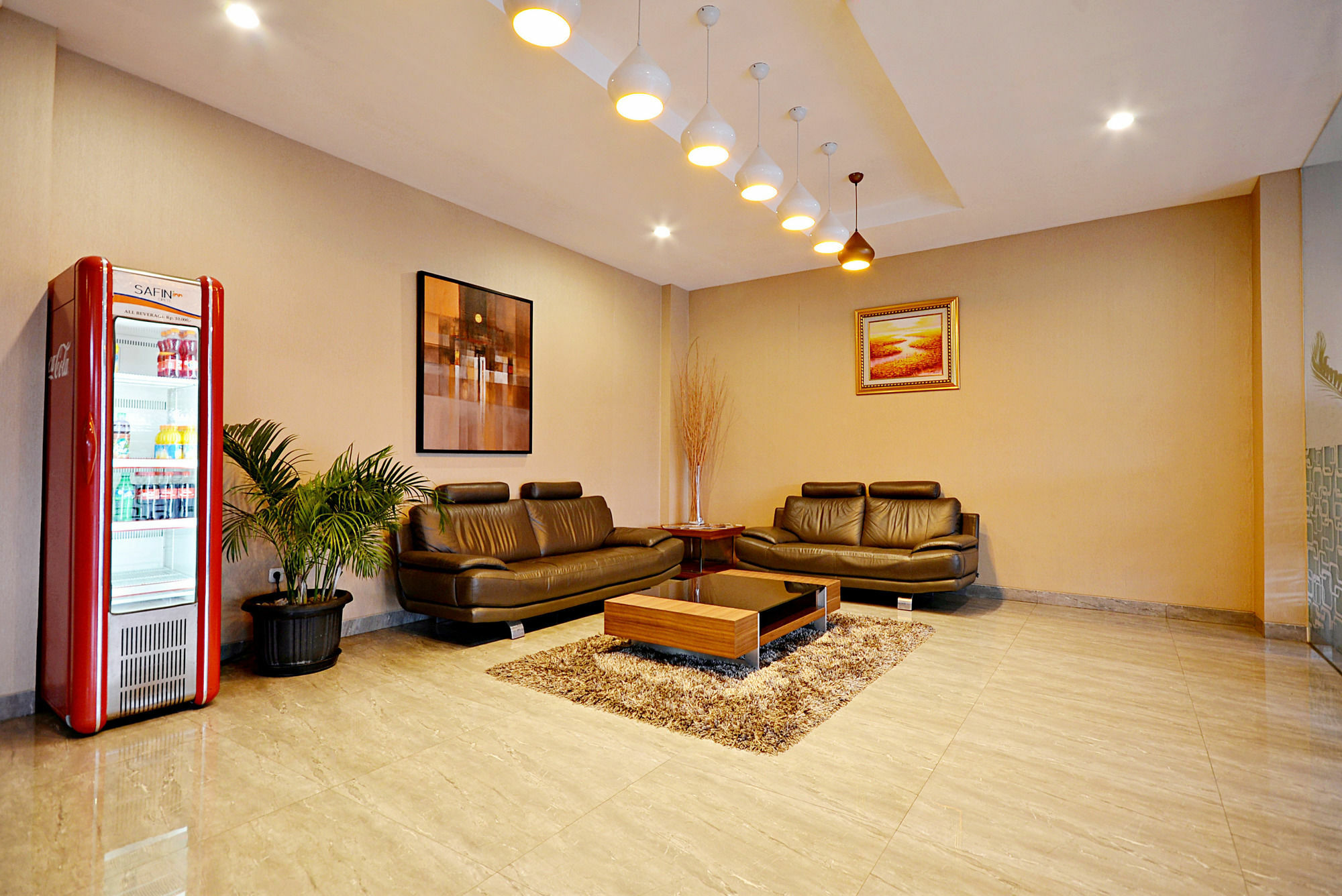 Zen Rooms Cipete Safin Inn Cilandak エクステリア 写真